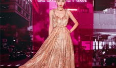 易梦玲迪奥礼服吃瓜爆料,揭秘明星时尚背后的吃瓜风云